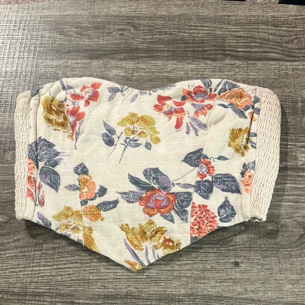 Kimchi Blue Urban Outfitters Floral Crop Top